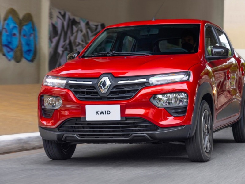 Renault Kwid vermelho modelo 2023