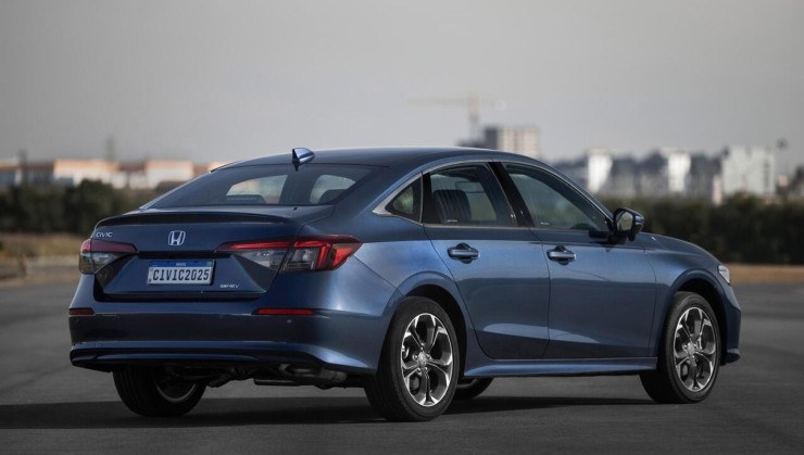 Honda Civic Advanced Hybrid 2026