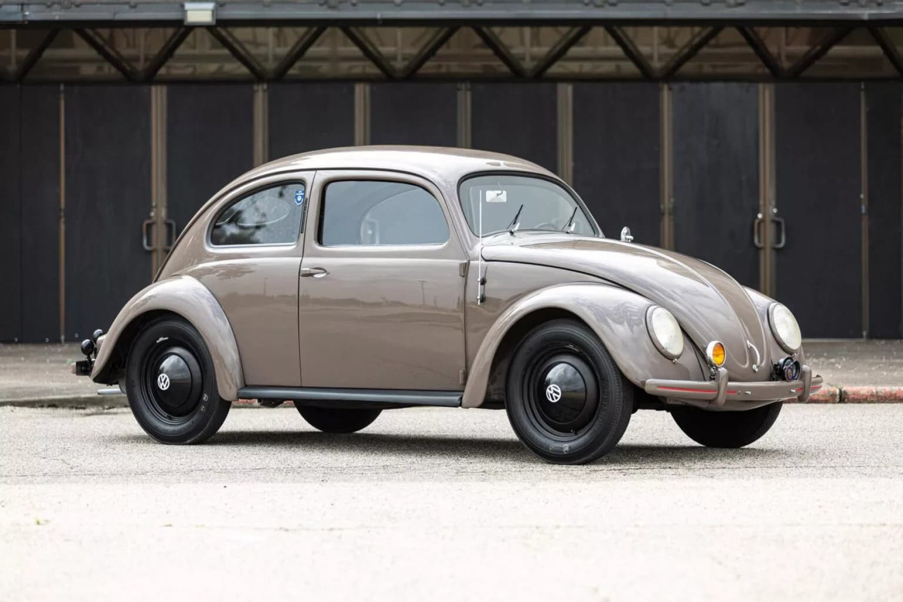VW Fusca 1952 é vendido por R$ 531 mil em leilão; veja detalhes