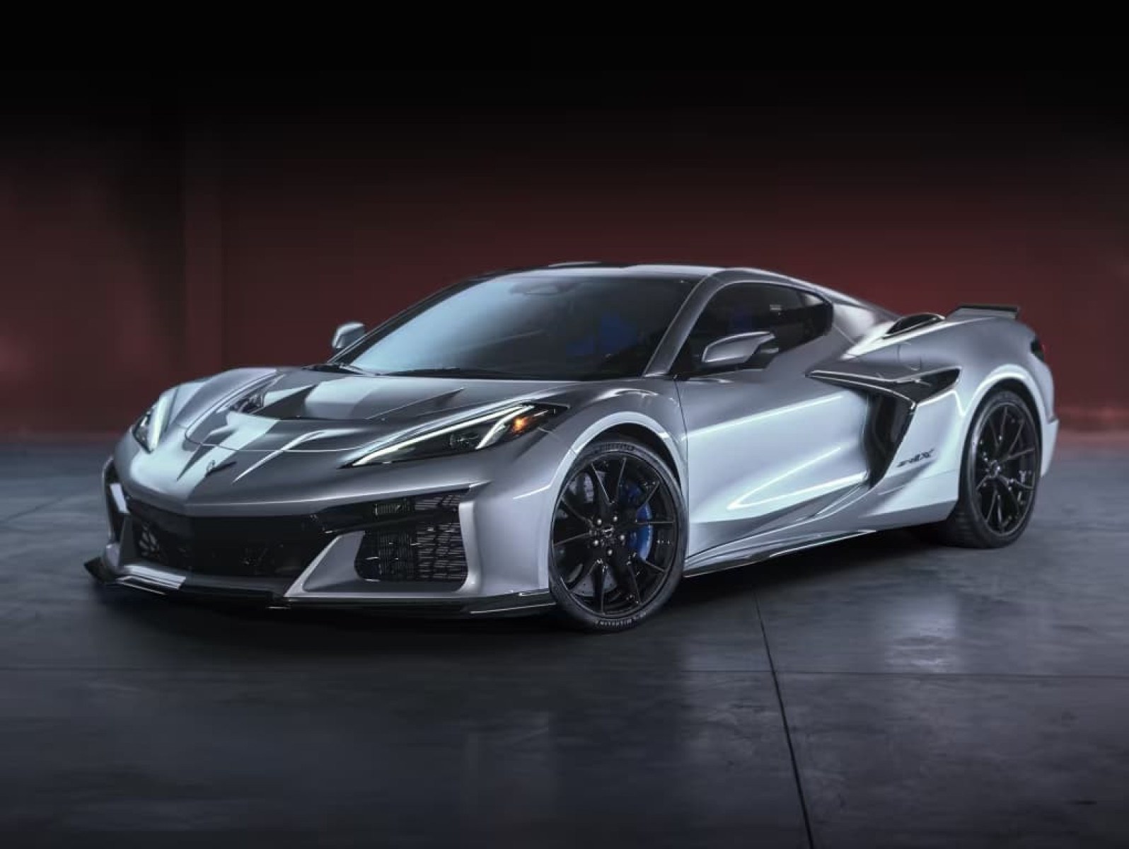 Um monstro de fábrica: Chevrolet Corvette ZR1X tem mais de 1.200 cv