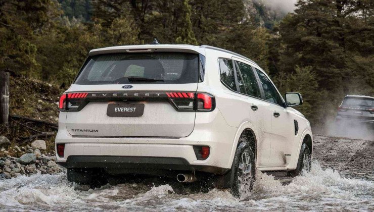O SUV pode vir ao Brasil, mas ainda não há nada confirmado