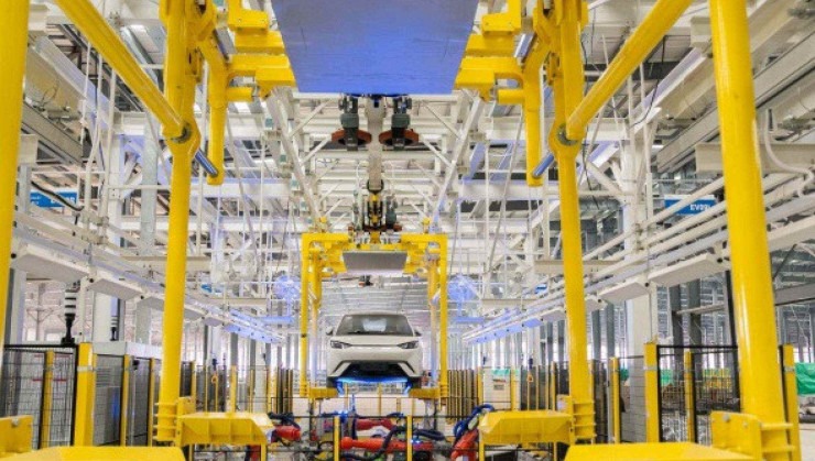 Fábrica da BYD em Camaçari, na Bahia, monta Dolphin Mini, sucesso no Brasil -  (crédito: Divulgação/BYD)