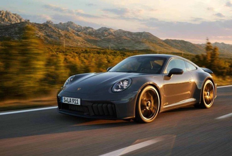 Porsche 911 Carrera GTS