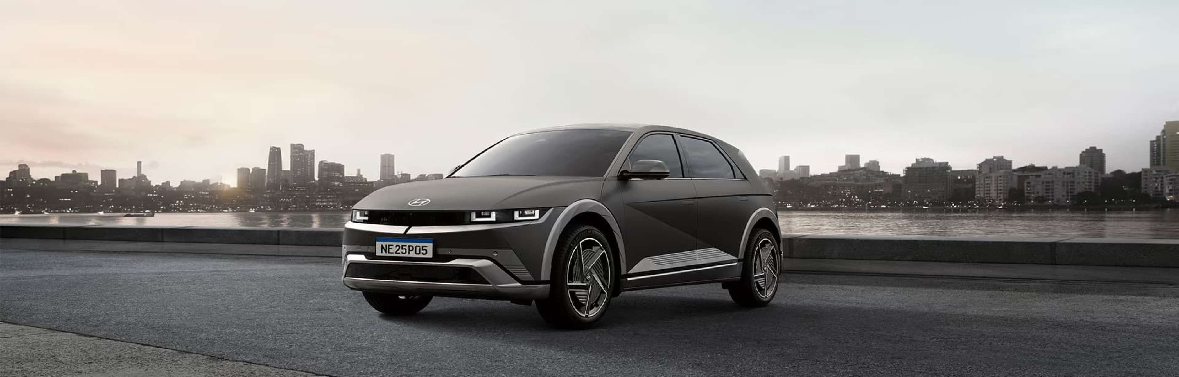 Sem caixa de transmissão para limitar sua potência, o IONIQ 5 entrega torque instantâneo e um desempenho esportivo. 
