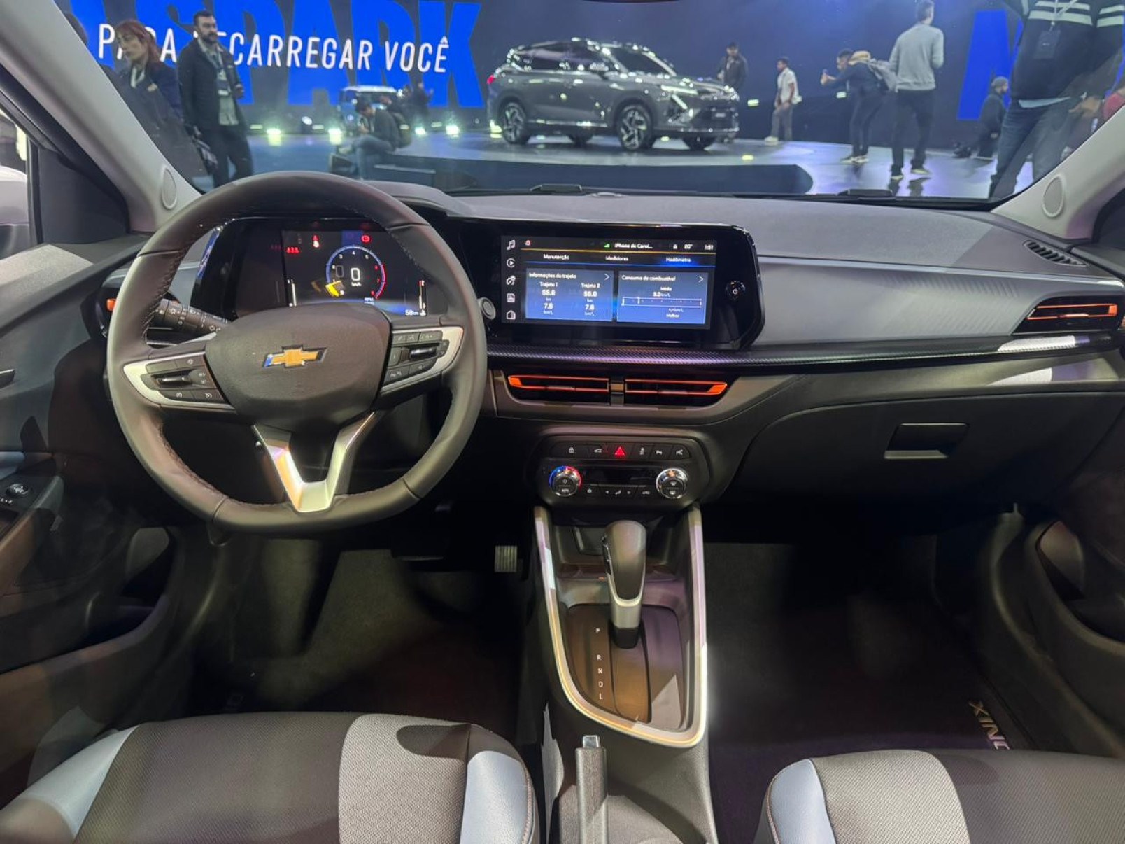 Chevrolet Onix ganhou novo multimídia e painel de instrumentos digital