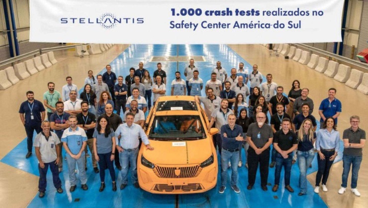 Stellantis j&aacute; realizou mais de 1 mil crash tests de carros a combust&atilde;o no Polo Automotivo de Betim (MG)