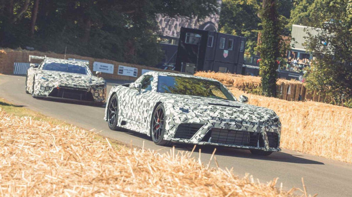 Lexus LFR e sua versão GT3
