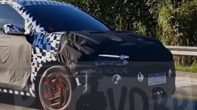 Hyundai HB20 de nova geração é flagrado no Brasil; veja detalhes