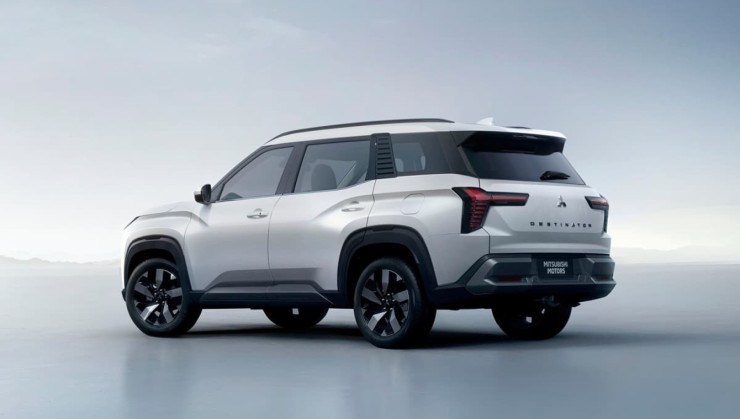 Mitsubishi Destinator