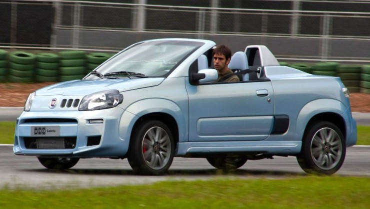 O Uno Cabrio, por ter um custo de produção muito caro, não foi levado adiante -  (crédito: Fiat/Divulgação)