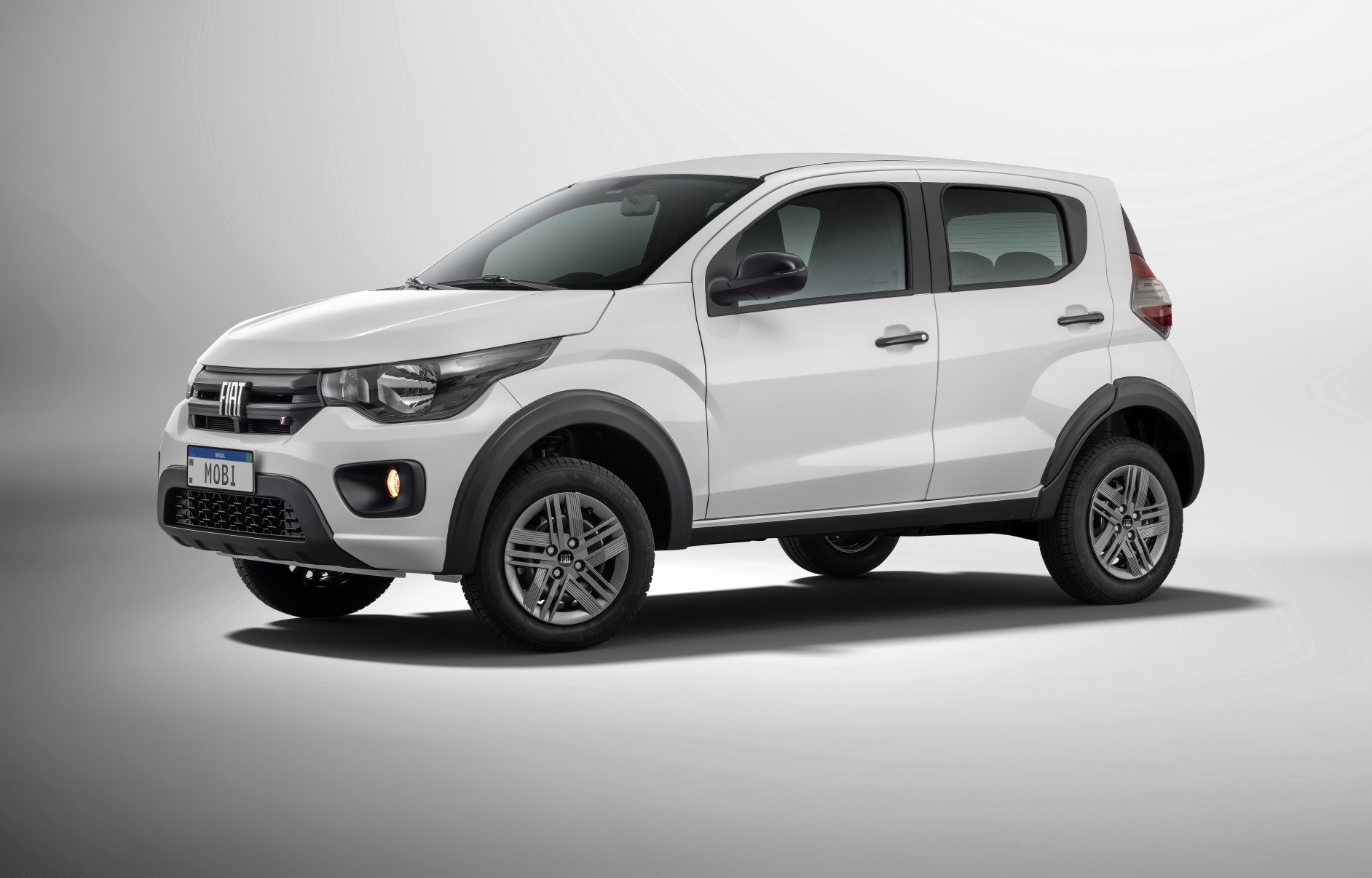 Fiat Mobi 2026 chega com interior renovado, mudanças no exterior e novos preços