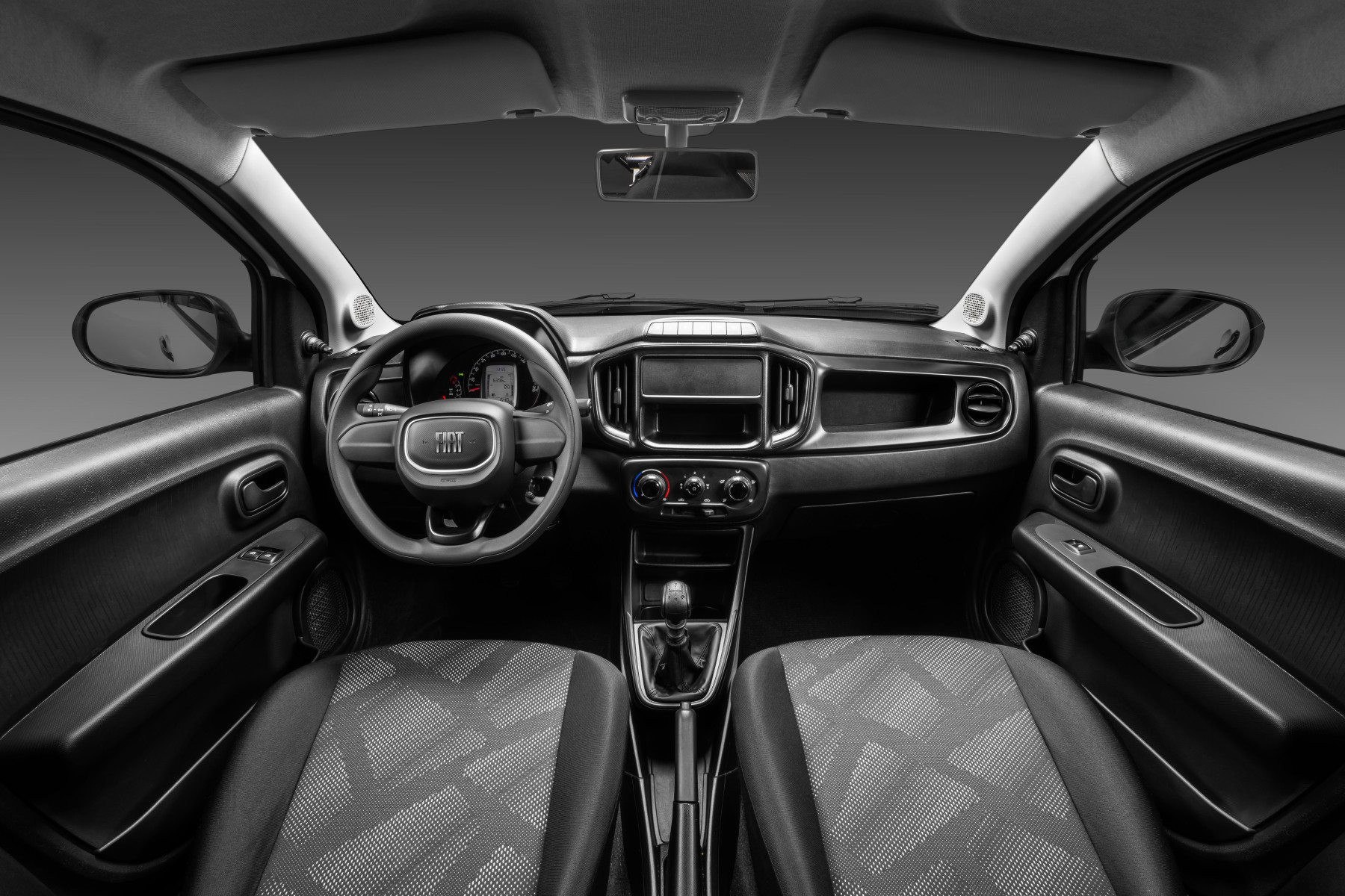 Fiat Mobi 2026 chega com interior renovado, mudanças no exterior e novos preços