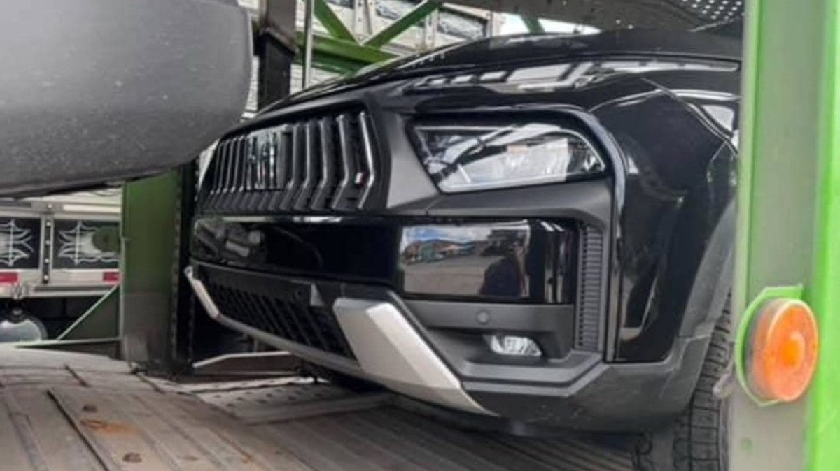 Fiat Toro Ranch 2026 com novo visual já em transporte para as concessionárias