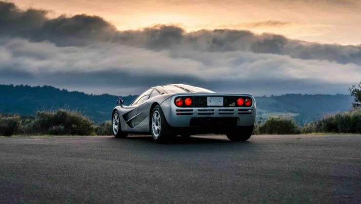O modelo já chegou a ser o carro de produção mais rápido do mundo
