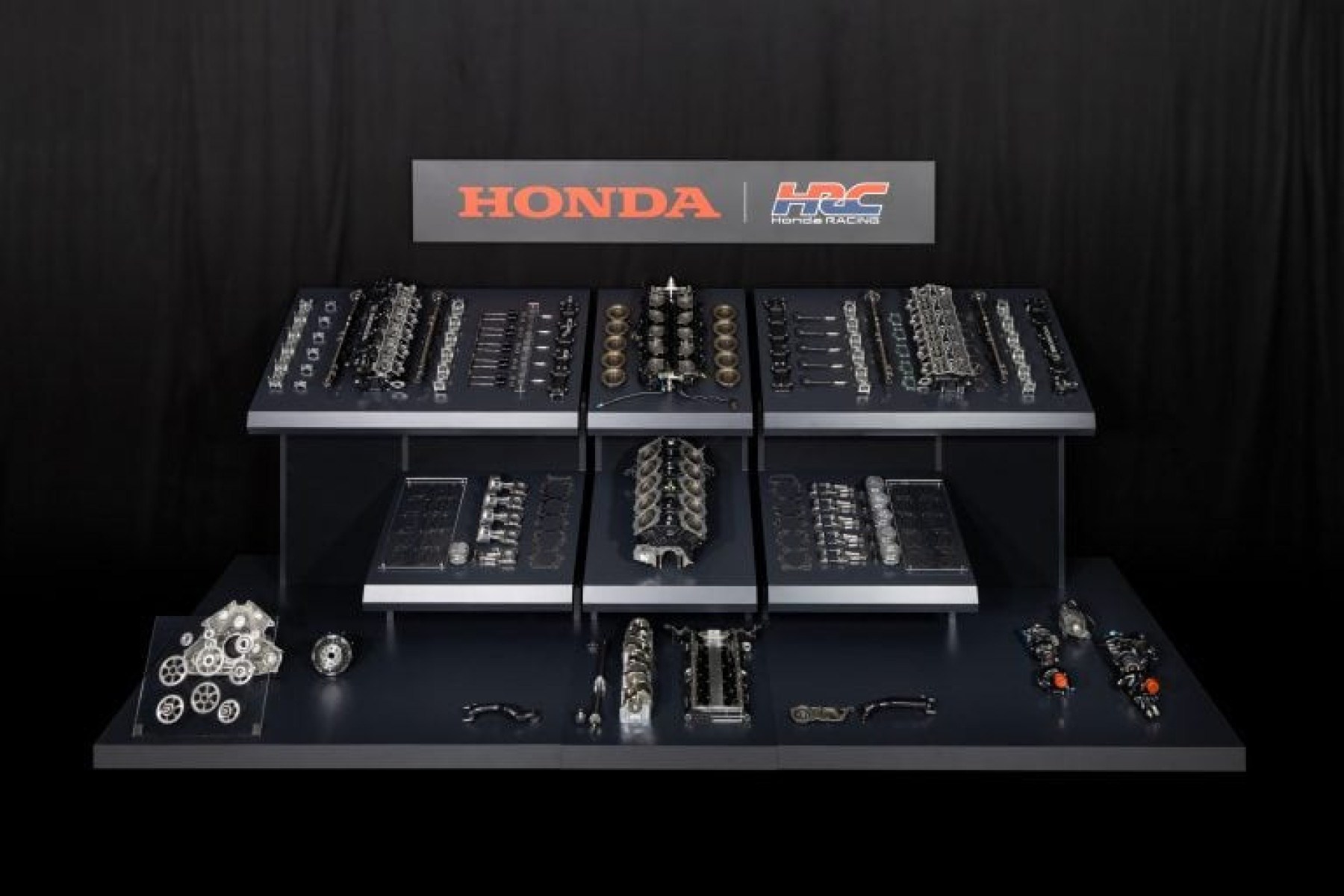 Parte do motor usado no bicampeonato de Senna