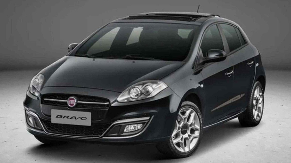 Fiat Bravo com teto solar