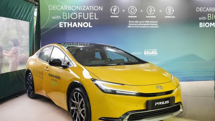 Toyota Prius de quinta geração está no Brasil apenas para desenvolver tecnologias -  (crédito: Divulgação)