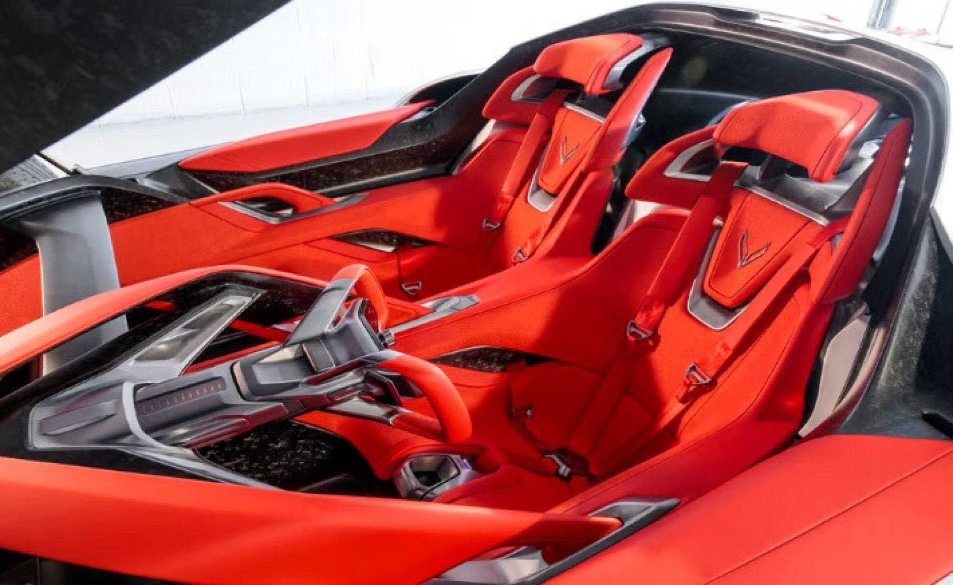 Chevrolet Corvette CX é equipado com quatro motores elétricos