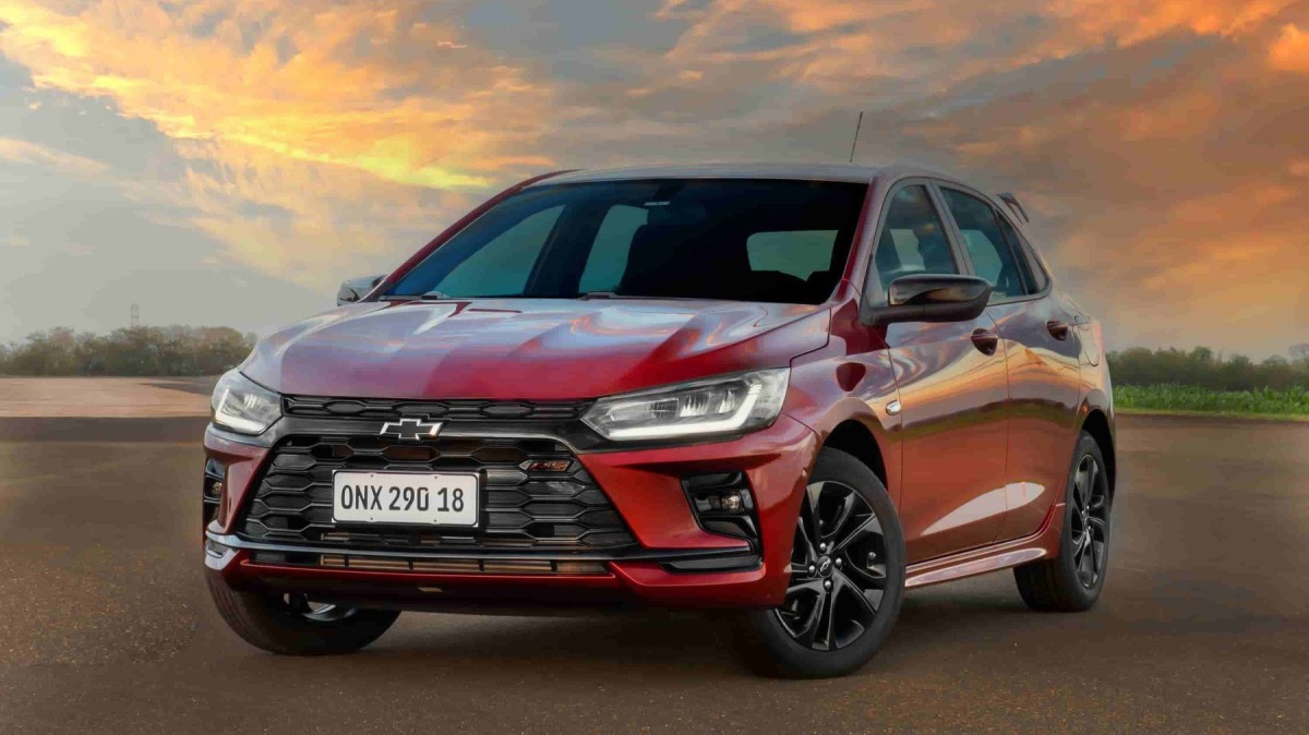 Chevrolet Onix 2026 ganhou novo visual e perdeu potência, mas segue uma boa opção no mercado