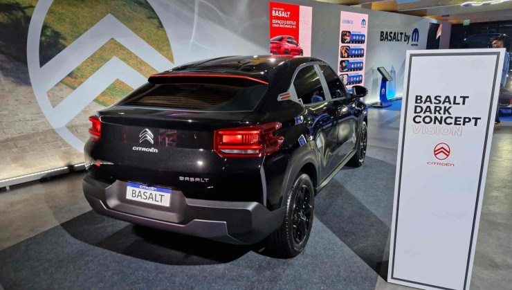 Citroën Basalt Dark Concept Vision deve antecipar novidades da nova versão do SUV