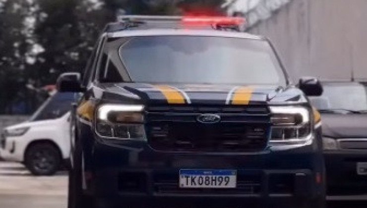 PRF está utilizando picape Ford Maverick como viatura  -  (crédito: Divulgação/PRF)