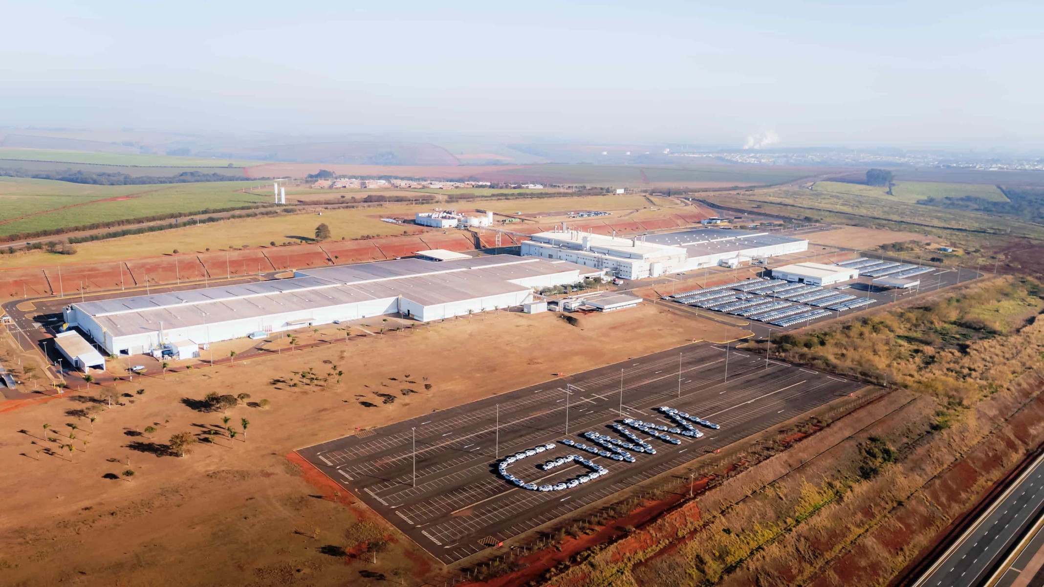 GWM inaugura fábrica e integra fornecedores locais