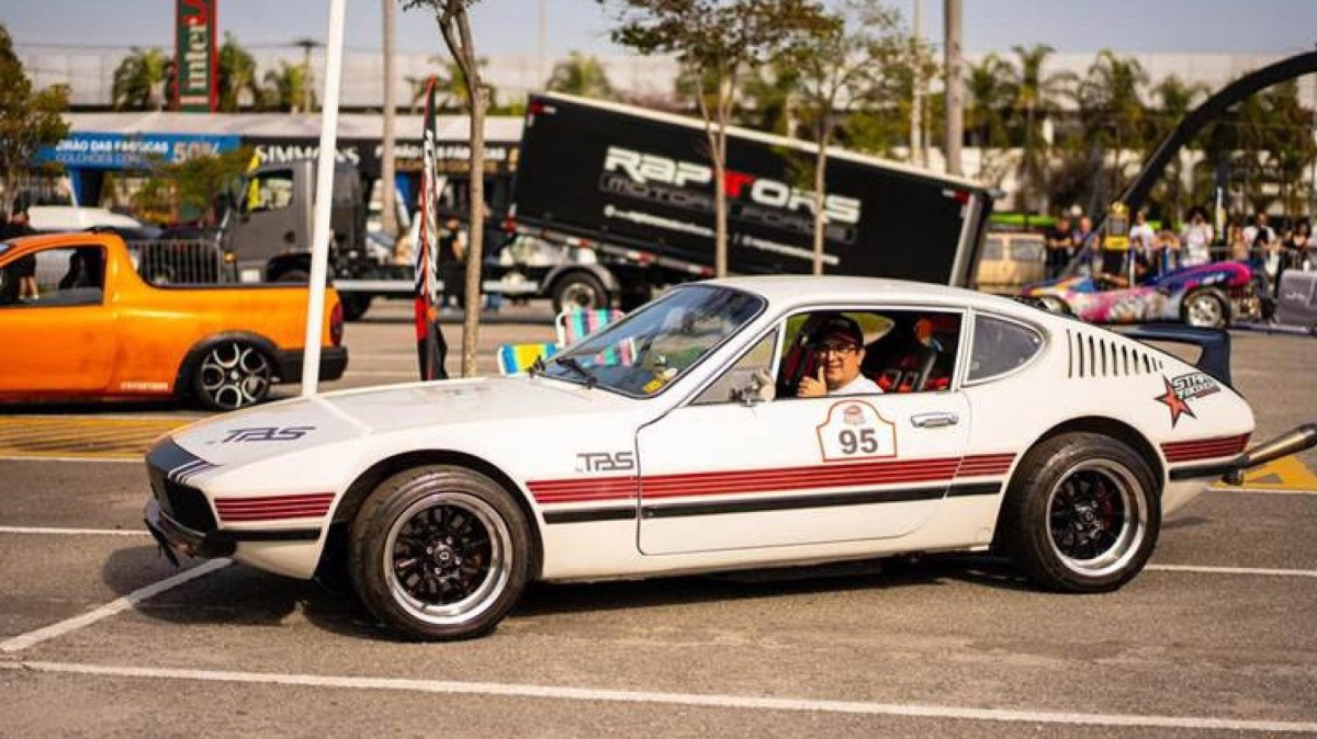 Orlando Cunha, montador representante do VW SP2 de Thiago Marco, vencedor da edição 2025 do Hot Wheels Legends Brasil