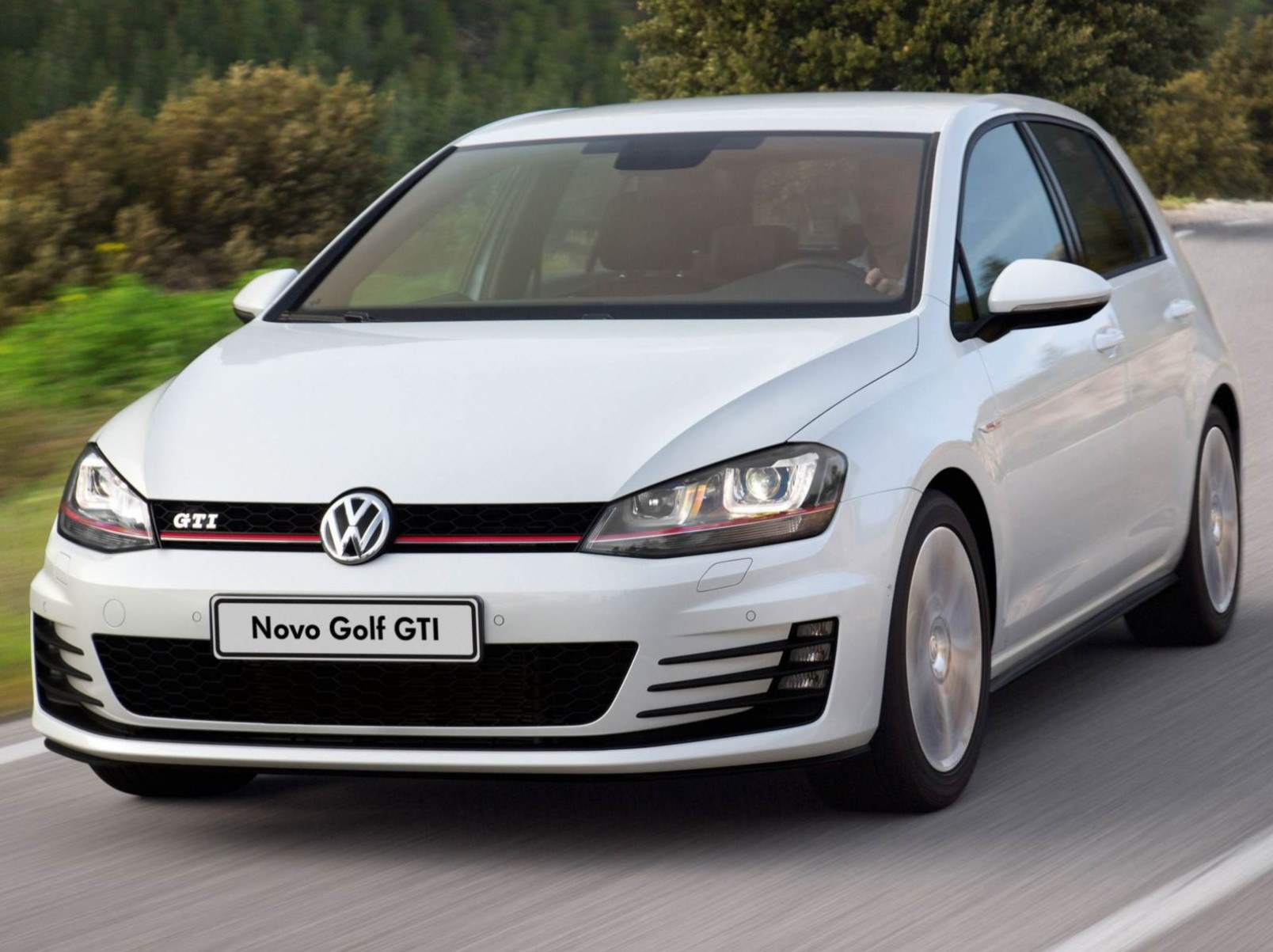 Golf GTI Mk7, que veio ao Brasil em 2014