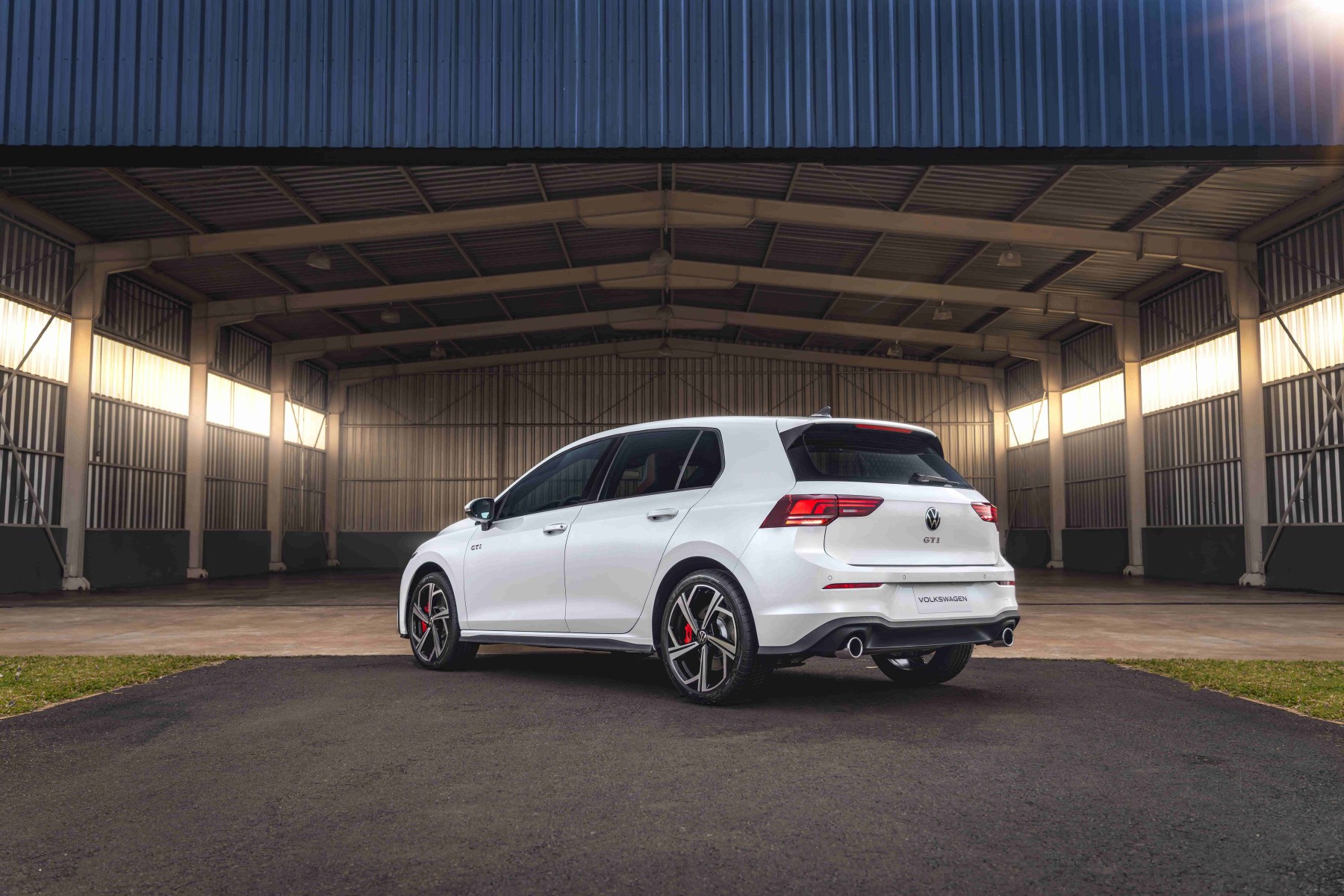 Volkswagen Golf GTI 2026 branco