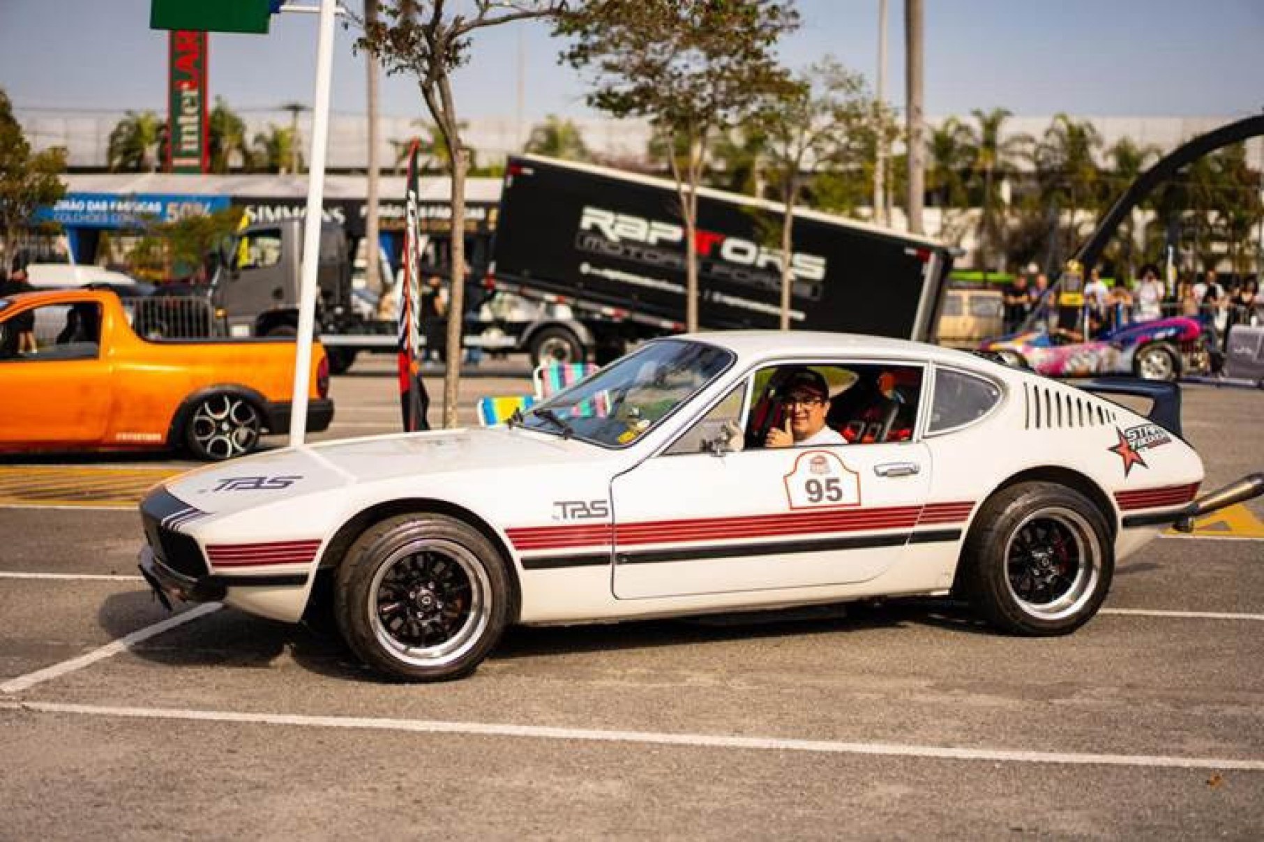 Orlando Cunha, montador representante do VW SP2 de Thiago Marco, vencedor da edição 2025 do Hot Wheels Legends Brasil