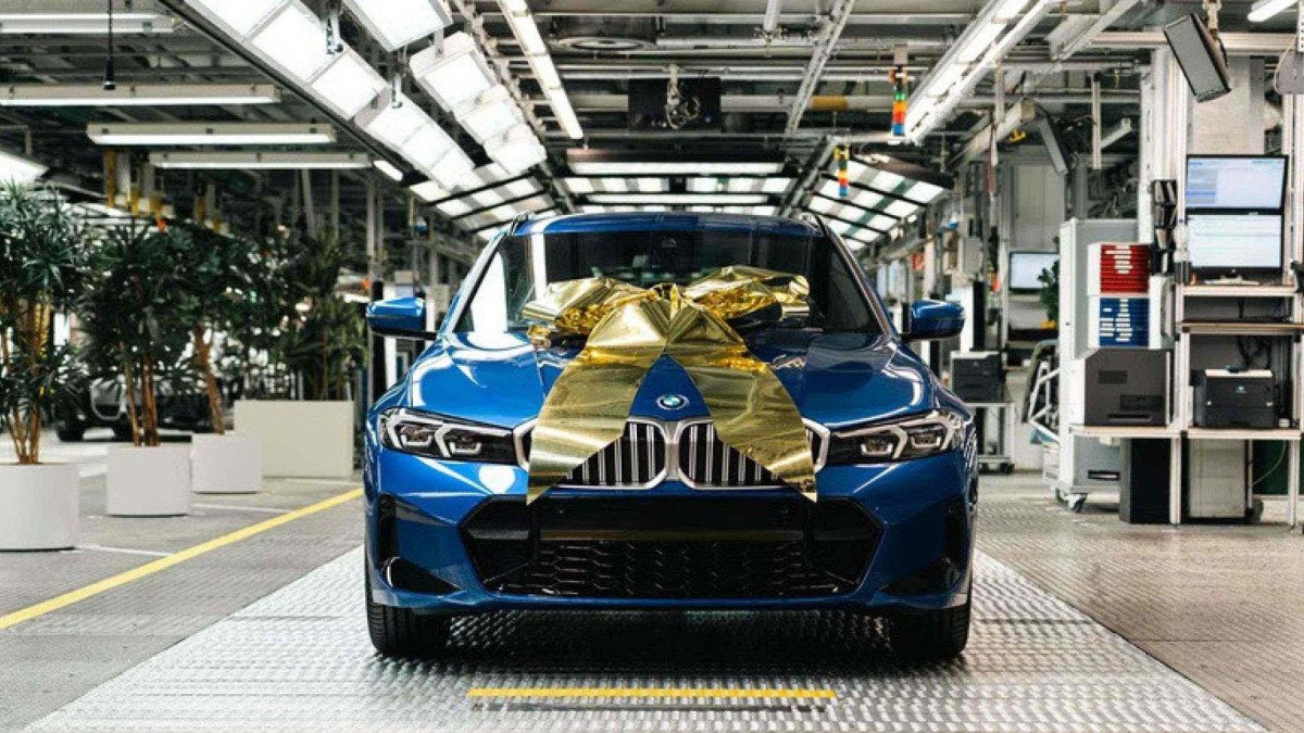 BMW Série 3 é híbrido plug-in