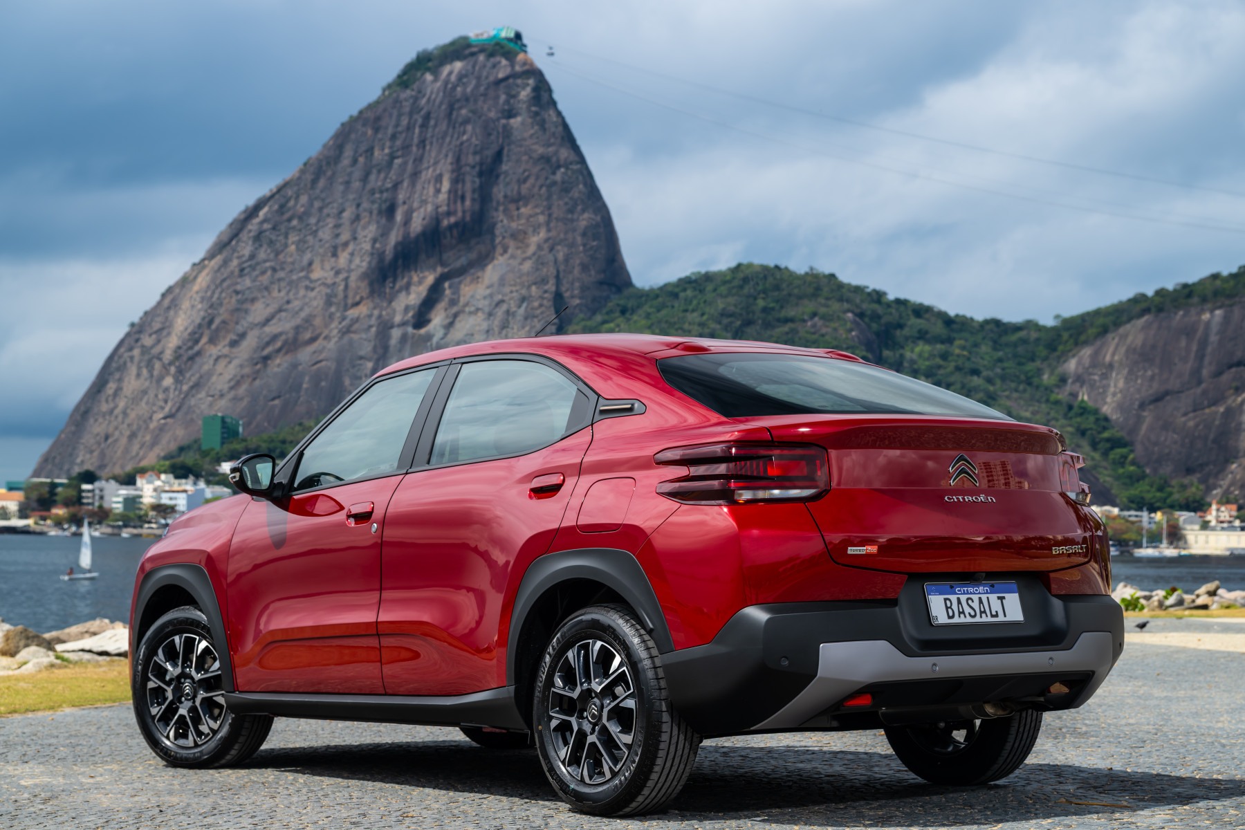 Citroën apresenta linha 2026 com melhorias para Basalt, C3 e Aircross