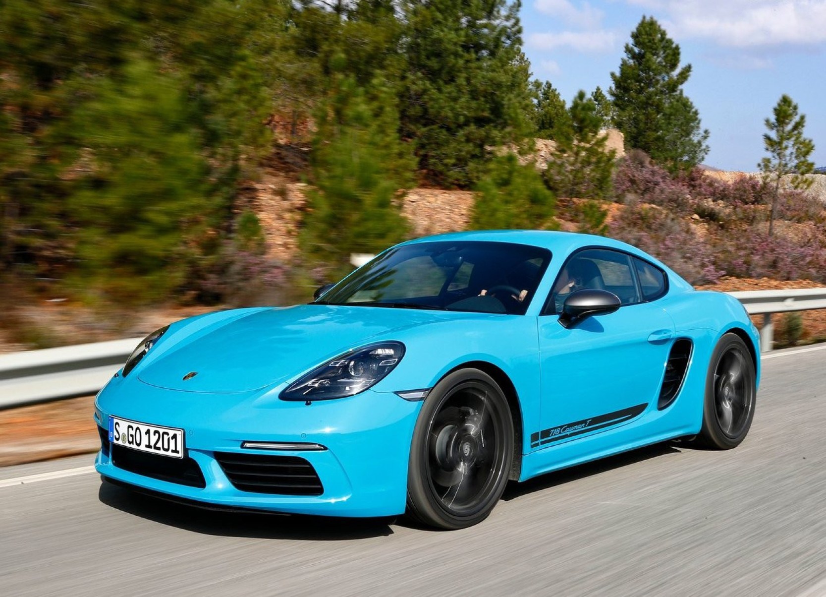 Porsche confirma que novo Cayman terá motor a combustão