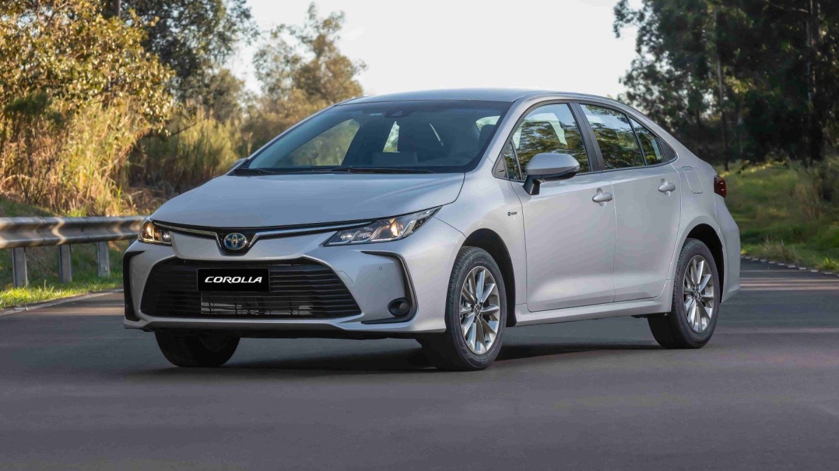 Toyota Corolla GLi Hybrid 2026