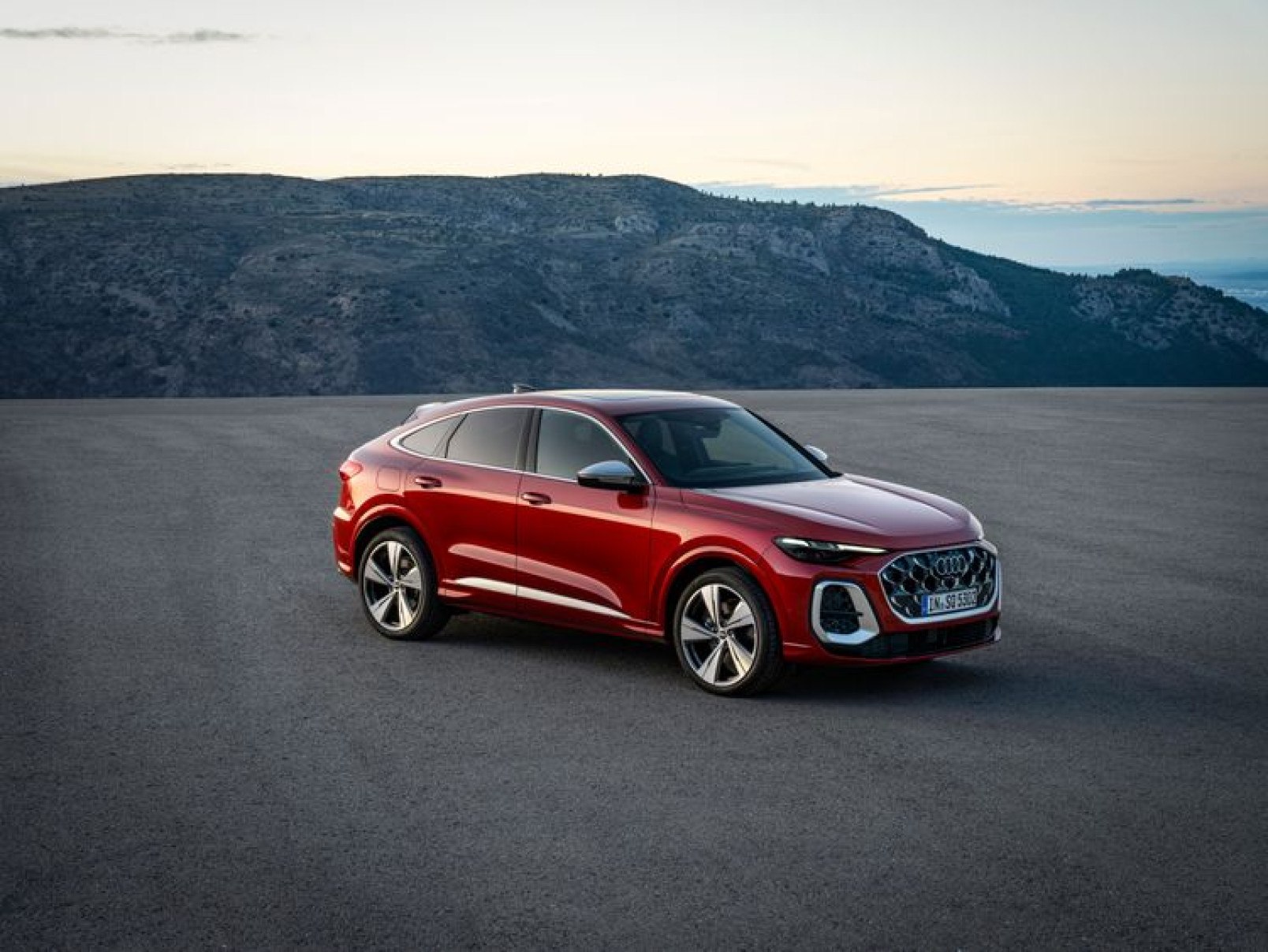 Audi SQ5 está posicionado acima da casa dos R$ 600 mil