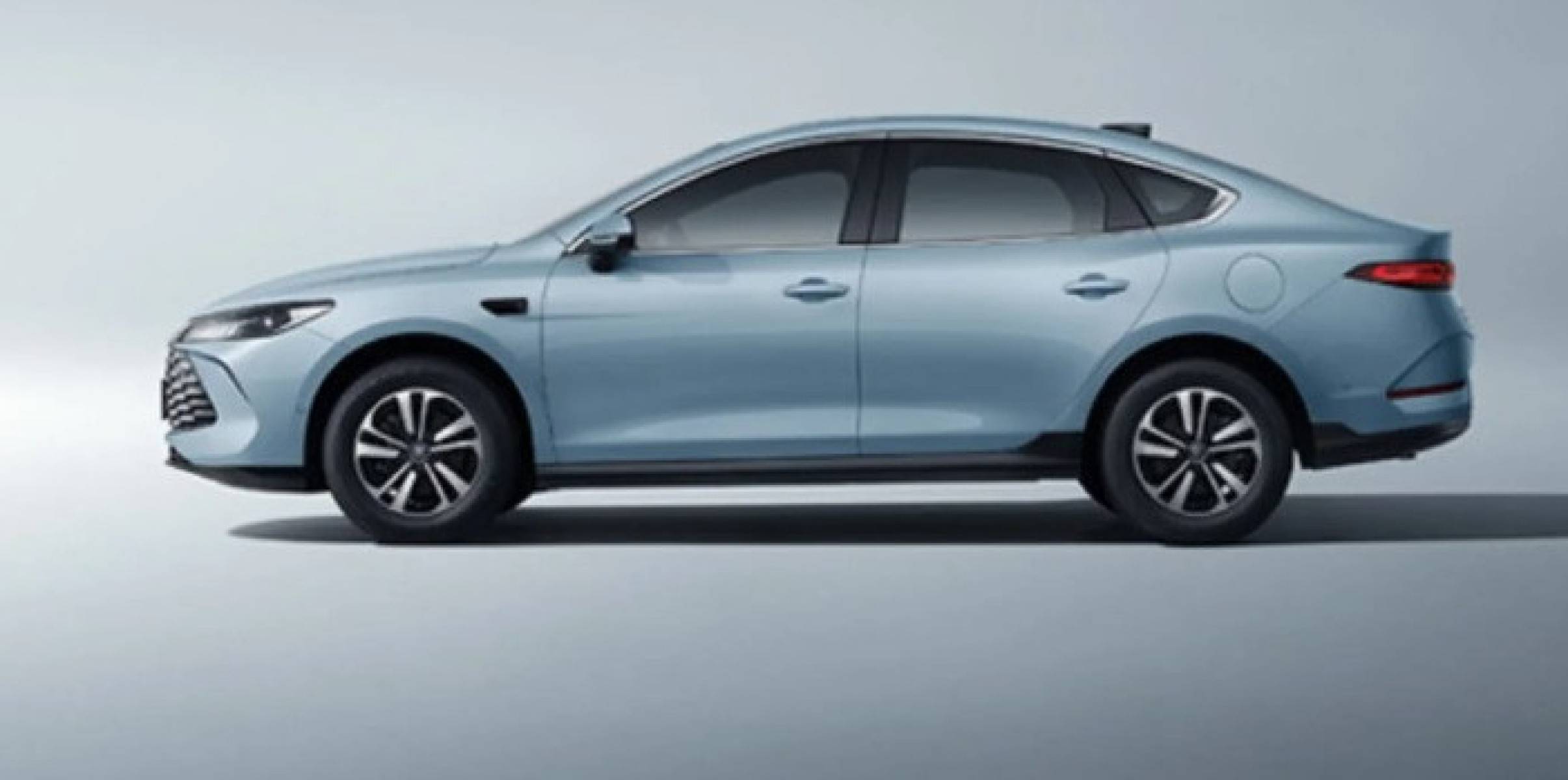 BYD Qin Plus foi registrado no Brasil