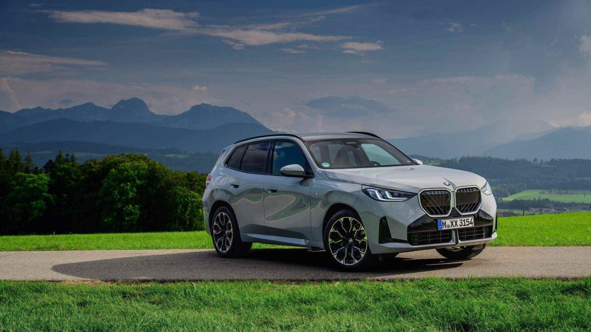 BMW X3 30 xDrive M Sport chega para competir com nova geração do Audi Q5