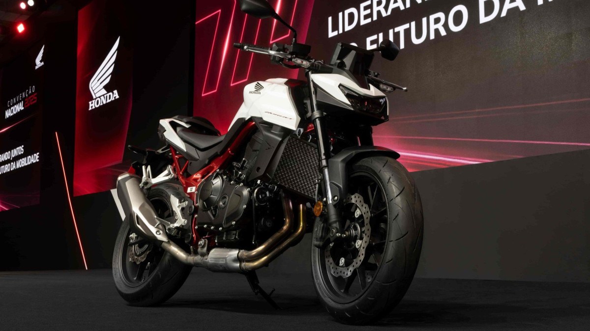 CB750 Hornet é um dos principais lançamentos da Honda ainda este ano