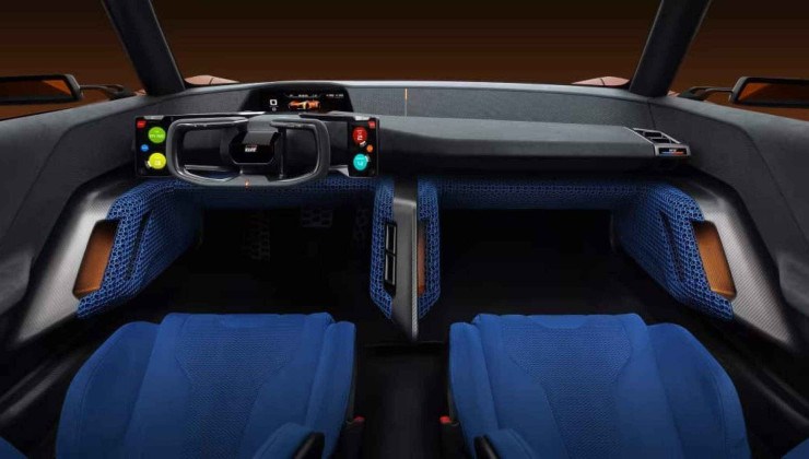 Interior minimalista deverá ser visto na versão de produção; volante deve ser alterado