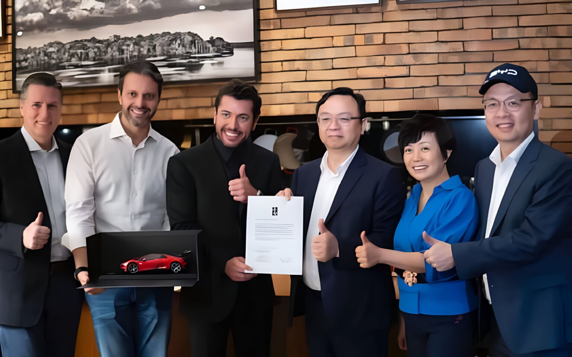 Léo Sánchez será o dono da única unidade do BYD Yangwang U9 Xtreme
