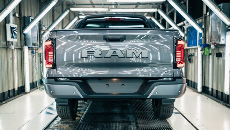 Traseira da Dakota, nova picape média da RAM