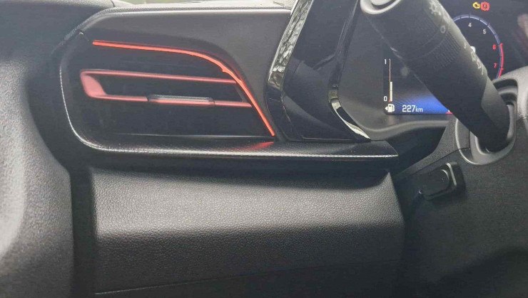 Acessório de iluminação no Onix RS poderia ter um acabamento melhor
