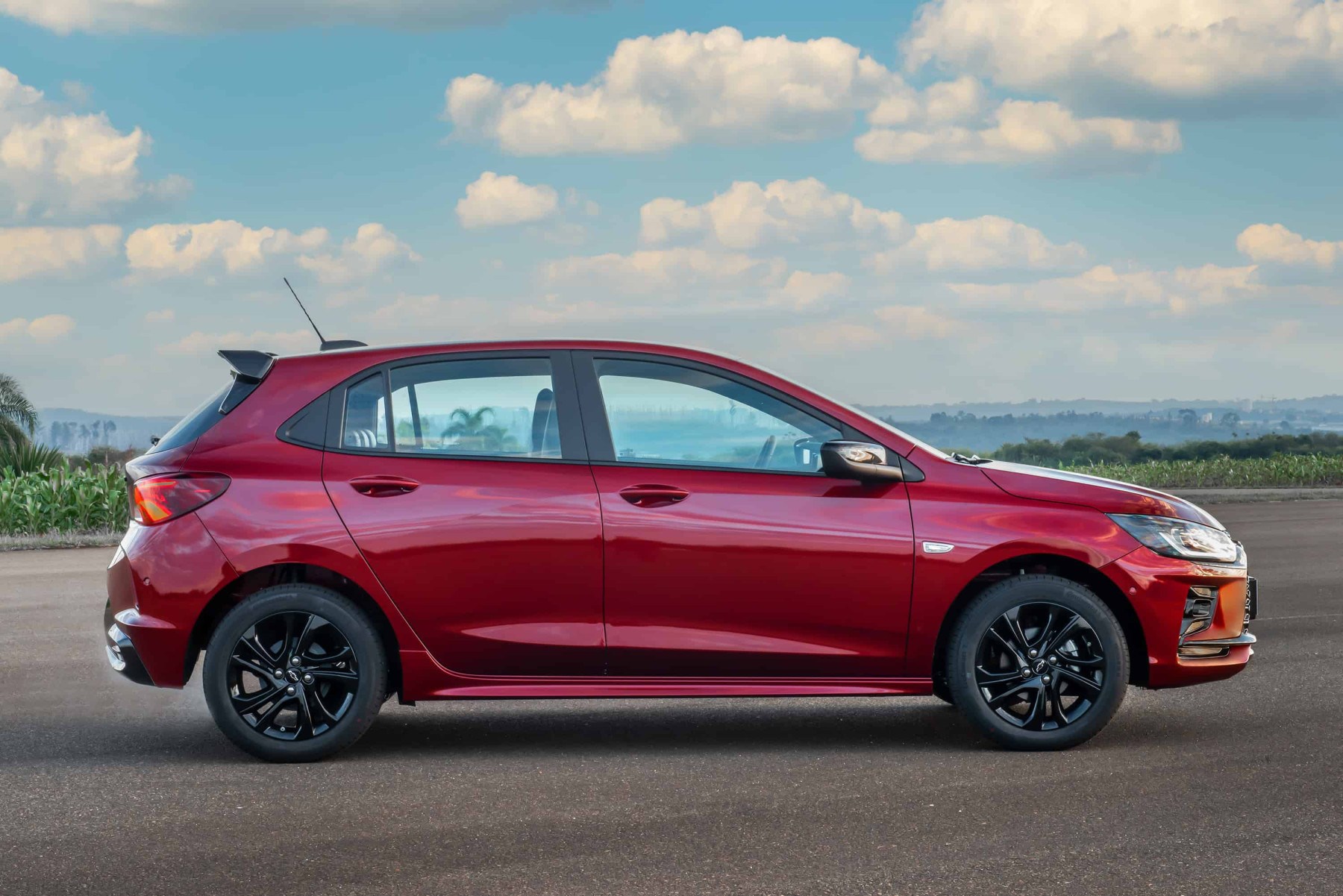 Dimensões compactas fazem do Onix ser uma excelente opção para o dia a dia