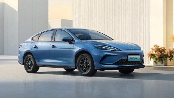 BYD Seal 05 DM-i é lançado na China apostando em alcance elevado -  (crédito: Divulgação)