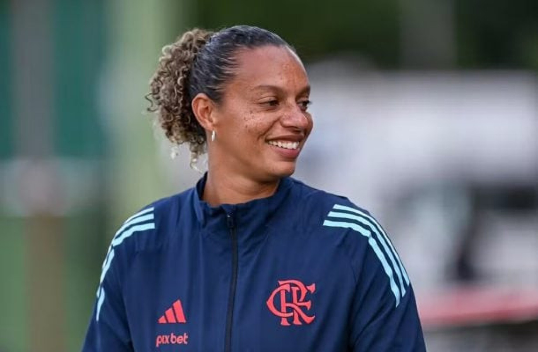 Flamengo anuncia a saída da treinadora Rosana Augusto do time feminino