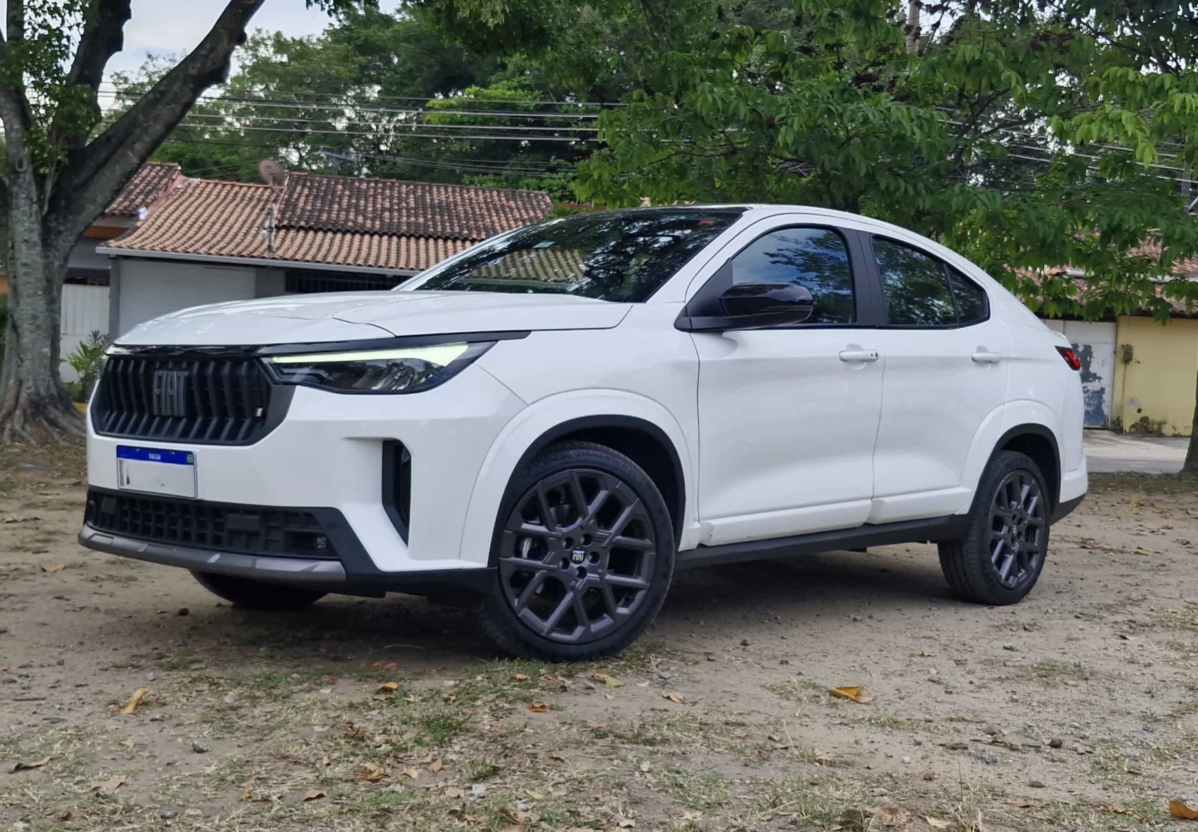 Fiat Fastback: Em um mundo de SUVs, modelo é sucessor espiritual do Siena 