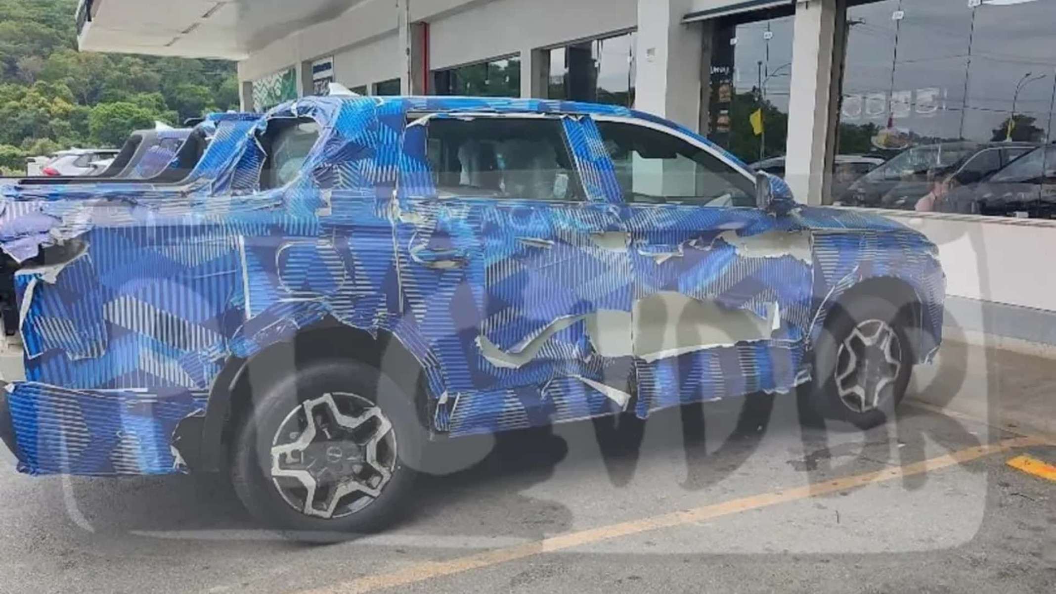 Flagra da picape anti-Toro da BYD