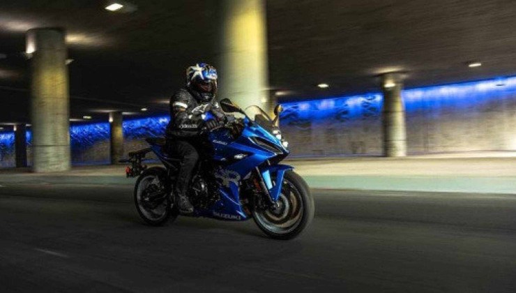 Nova Suzuki GSX 8R  -  (crédito: Divulgação/Suzuki)