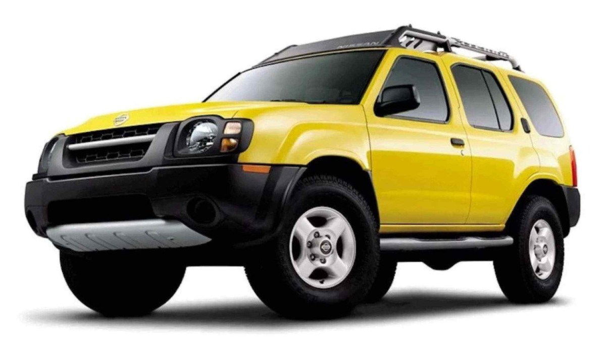 Projeção do Nissan Xterra na cor amarela