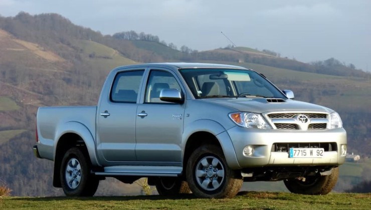 Sétima geração da Hilux foi apresentada em 2004 e era muito avançada para a época